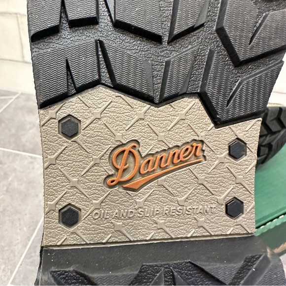 Danner steel toe yard boot work brown leather lace up waterproof slip resistant - Picture 7 of 13